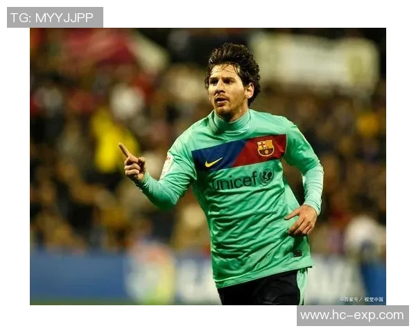 爱国足球球星的崇高精神与奉献足迹探寻