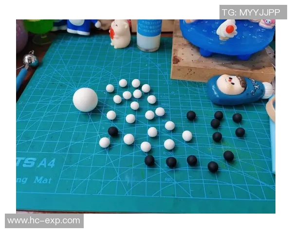 粘土手工艺术打造的足球球星世界，精彩纷呈的球场风采再现